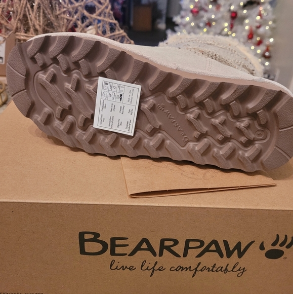 Bearpaw Women's Virginia Boots - Picture 3 of 9